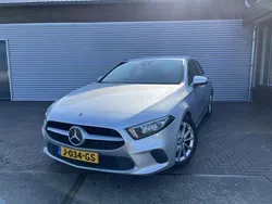 Grijs, metallic lak Gebruikt 2020 Mercedes A180 Advantage Hatchback | € 20.900 (Super prijs)