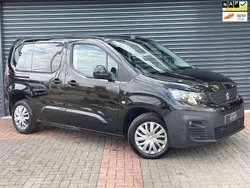 Zwart Gebruikt 2020 Peugeot Partner Premium MPV | € 9.990 (Goede deal)