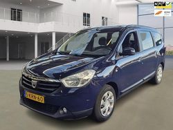 Blauw Gebruikt 2013 Dacia Lodgy Lauréate MPV | € 4.450