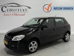 Zwart Gebruikt 2009 Skoda Fabia Ambiente Hatchback | € 3.999 (Eerlijke prijs)