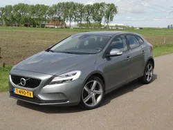 Grijs Gebruikt 2018 Volvo V40 Inscription Stationwagen | € 9.995 (Super prijs)