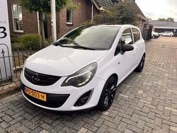 Wit Gebruikt 2014 Opel Corsa Hatchback | € 5.900 (Eerlijke prijs)
