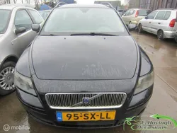 Zwart Gebruikt 2006 Volvo V50 Stationwagen | € 2.250 (Eerlijke prijs)