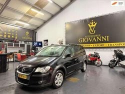 Zwart Gebruikt 2007 VW Touran Cross MPV | € 6.750