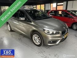 Grijs Gebruikt 2017 BMW 218 Executive Stationwagen | € 9.950 (Goede deal)