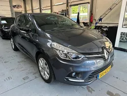 Grijs Gebruikt 2019 Renault Clio IV LIMITED Hatchback | € 10.950 (Eerlijke prijs)