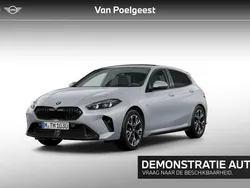 M brooklyn grau Gebruikt 2025 BMW 120 M Sport Hatchback | € 50.883 (Eerlijke prijs)