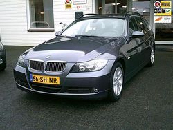 Grijs Gebruikt 2006 BMW 325 Executive Stationwagen | € 5.850 (Iets duurder)