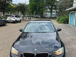 Zwart Gebruikt 2009 BMW 318 Sedan | € 4.249 (Eerlijke prijs)