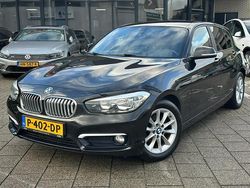 Zwart Gebruikt 2016 BMW 118 Sport Line Hatchback | € 6.950 (Super prijs)