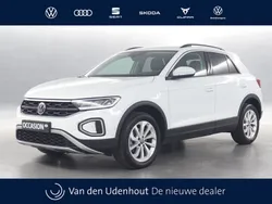 Wit Gebruikt 2024 VW T-Roc Edition SUV | € 34.950 (Eerlijke prijs)