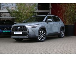 Grijs, metallic lak Gebruikt 2024 Toyota Corolla Cross Executive SUV | € 39.700 (Eerlijke prijs)