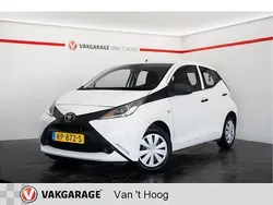 Wit Gebruikt 2018 Toyota Aygo Hatchback | € 8.244 (Eerlijke prijs)