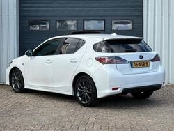 Wit Gebruikt 2012 Lexus CT200h Sport Line Hatchback | € 12.950 (Eerlijke prijs)