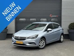 Grijs Gebruikt 2017 Opel Astra Edition Hatchback | € 6.900 (Goede deal)