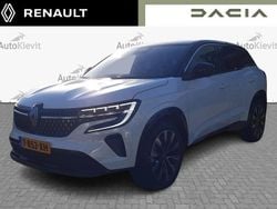 Wit metallic Gebruikt 2023 Renault Austral Techno SUV | € 29.950 (Goede deal)