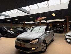 Grijs Gebruikt 2011 VW Polo Comfortline Hatchback | € 5.450 (Goede deal)