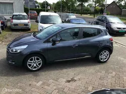 Grijs Gebruikt 2018 Renault Clio IV Zen Hatchback | € 12.950 (Duur)
