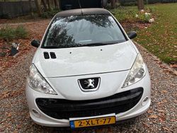 Wit Gebruikt 2011 Peugeot 206 Hatchback | € 3.500 (Iets duurder)