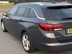 Grijs Gebruikt 2016 Opel Astra Innovation Stationwagen | € 10.350 (Duur)