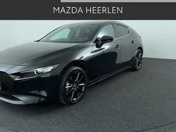 Zwart Gebruikt 2023 Mazda 3 Homura-Line Hatchback | € 27.990 (Eerlijke prijs)