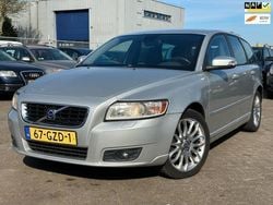 Grijs Gebruikt 2008 Volvo V50 Momentum Stationwagen | € 3.650 (Eerlijke prijs)