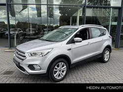 Grijs Gebruikt 2018 Ford Kuga Trend SUV | € 17.450 (Eerlijke prijs)