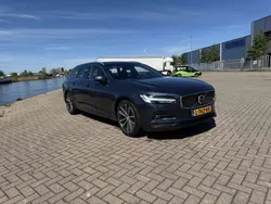 Blauw Gebruikt 2021 Volvo V90 Business Edition Stationwagen | € 37.750 (Eerlijke prijs)