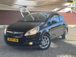 Zwart Gebruikt 2006 Opel Corsa Enjoy Hatchback | € 1.250 (Iets duurder)