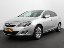 Grijs Gebruikt 2010 Opel Astra Cosmo Hatchback | € 3.440 (Super prijs)