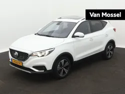 Wit Gebruikt 2021 MG ZS Luxury Sedan | € 17.495 (Eerlijke prijs)