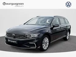 Grijs Gebruikt 2021 VW Passat Business Stationwagen | € 22.750 (Goede deal)