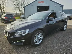 Zwart Gebruikt 2015 Volvo V60 Summum Stationwagen | € 6.999 (Goede deal)