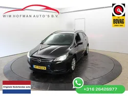 Zwart Gebruikt 2018 Opel Astra Edition Stationwagen | € 6.199 (Goede deal)