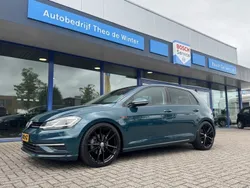 Groen Gebruikt 2017 VW Golf VII Highline Hatchback | € 18.995 (Eerlijke prijs)
