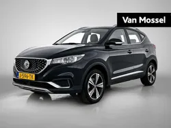 Zwart Gebruikt 2020 MG ZS Luxury Sedan | € 15.995 (Eerlijke prijs)