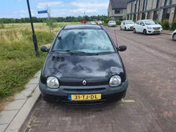 Zwart Gebruikt 2006 Renault Twingo Hatchback | € 999 (Eerlijke prijs)