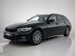 Zwart Gebruikt 2021 BMW 330 Stationwagen | € 32.400 (Goede deal)