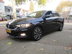 Zwart Gebruikt 2016 Fiat Tipo Lounge Sedan | € 9.685 (Duur)
