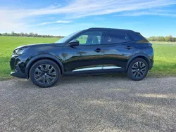 Zwart Gebruikt 2023 Peugeot e-2008 GTi SUV | € 22.500 (Eerlijke prijs)