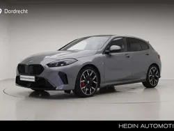Grijs, metallic lak Gebruikt 2024 BMW 120 M Sport Hatchback | € 49.895