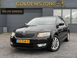 Zwart Gebruikt 2016 Skoda Octavia Style Stationwagen | € 7.949 (Eerlijke prijs)