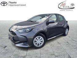 Grijs Gebruikt 2021 Toyota Yaris Sedan | € 19.495 (Duur)
