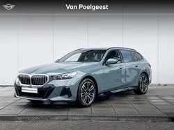 Groen Gebruikt 2024 BMW 520 M Sport Stationwagen | € 69.900