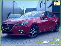Rood Gebruikt 2015 Mazda 3 Sense Sedan | € 13.950 (Duur)