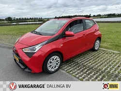 Rood Gebruikt 2021 Toyota Aygo X-play Hatchback | € 12.750 (Iets duurder)