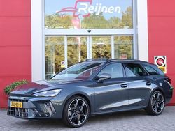 Grijs, metallic lak Gebruikt 2024 Cupra Leon Stationwagen | € 38.895 (Duur)