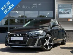 Zwart, metallic lak Gebruikt 2020 Audi A1 Sportback S-Line Hatchback | € 22.490 (Eerlijke prijs)