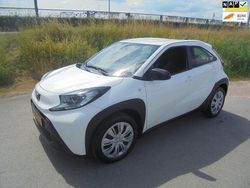 Wit Gebruikt 2024 Toyota Aygo X Play SUV | € 16.950