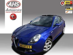 Blauw Gebruikt 2017 Alfa Romeo Giulietta Super Hatchback | € 14.500 (Eerlijke prijs)